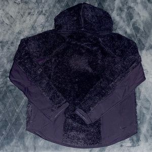 NIKE SHERPA COWLNECK HOODIE